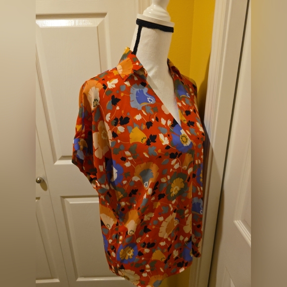 CABI FLORAL BLOUSE, SIZE XS - Picture 8 of 10